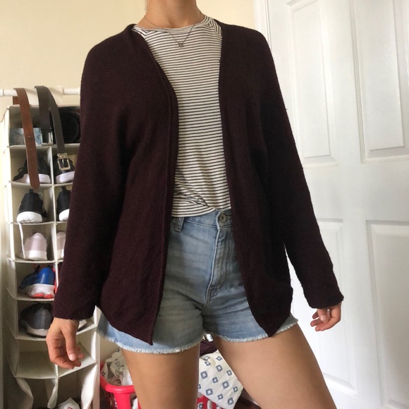 Brandy Melville Sweaters - Brandy Melville Shrug